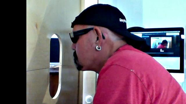 Married Guy Gets His Dick Sucked At The Gloryhole