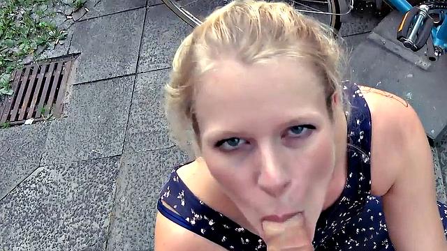 Real German amateur ballsucking in public