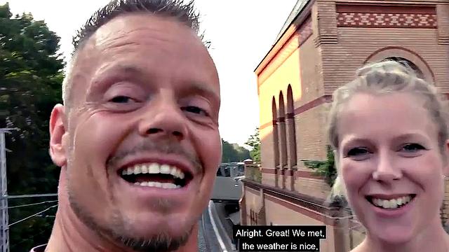 Real German amateur ballsucking in public