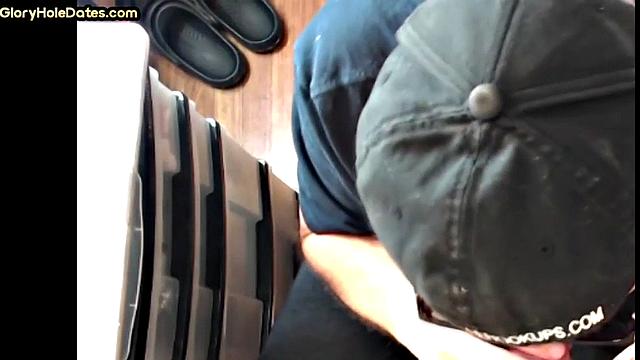 Gloryhole POV DILF sucks in closeup homemade BJ scene