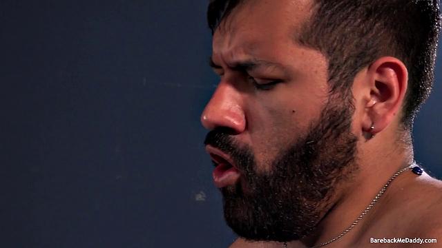 Сесил и Рене - парни не тянут с делом, намылили жопу и пошло-поехало