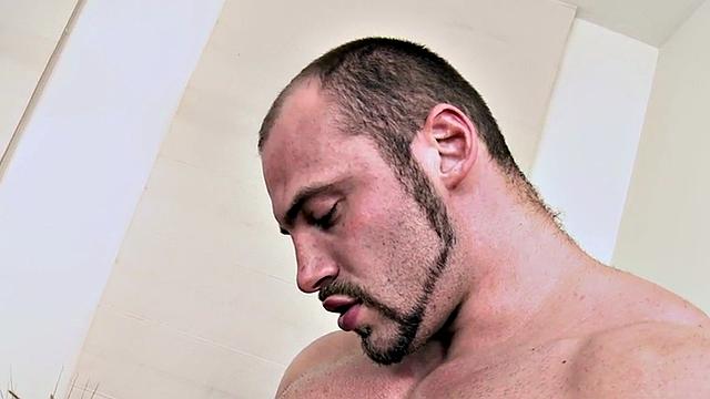 Massive hunk barebacks oiled stud during massage