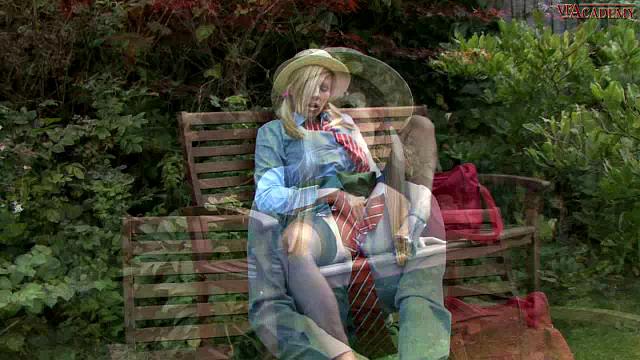 Michelle Thorne - Mustn't be for tea, but...