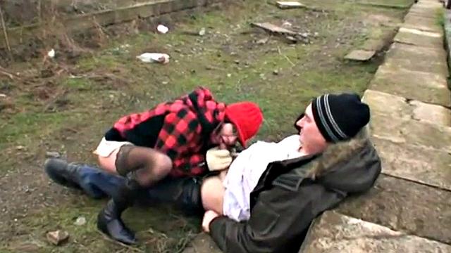 Gramps fetish teen sucks and gets fucked