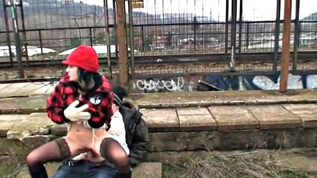 Gramps fetish teen sucks and gets fucked