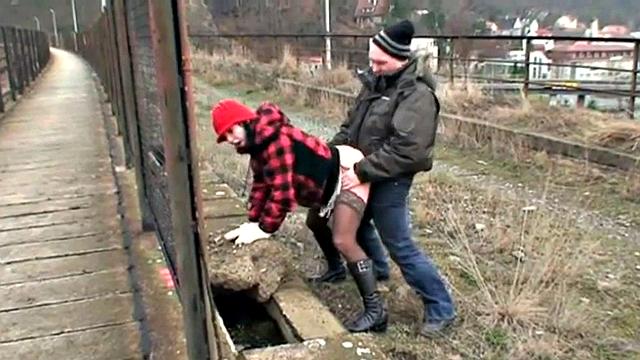 Gramps fetish teen sucks and gets fucked