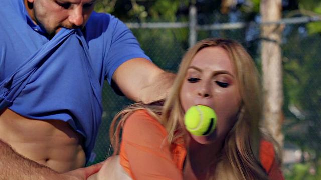 Hot American babe gets spanked and fucked in reverse cowgirl while showcasing her amazing skills in pile driving and sneakers