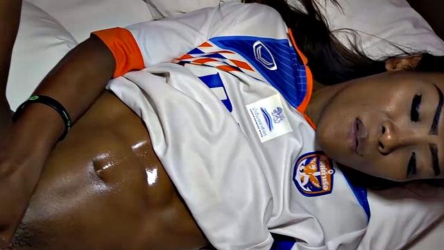 Jina 2: Armpit Licking Bareback Handjob