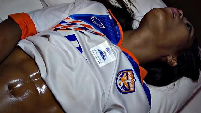 Jina 2: Armpit Licking Bareback Handjob