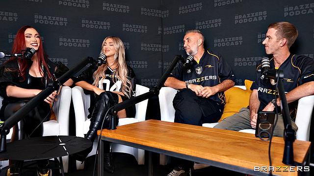 Две рыжие зрелые трахаются с Кеироном Ли и получают сперму на лицо.