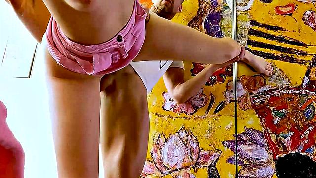 STUCK4K. Guy gets it on with Czech mademoiselle with hand in turkey