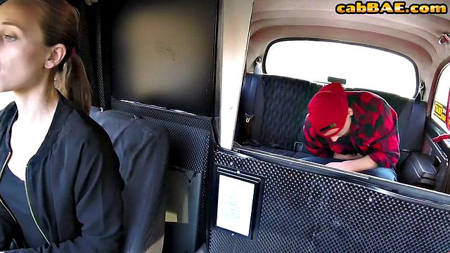 21yo cute babe drilled in the car