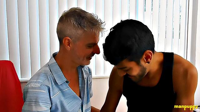 Passionate Gay Kissing 42 - Sebastian Ejaculates & Richard Lennox