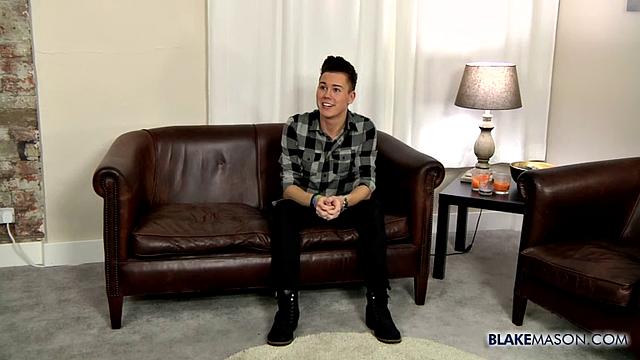 Justin Blaber can't hold back-pure gay passion explodes in his intense solo session