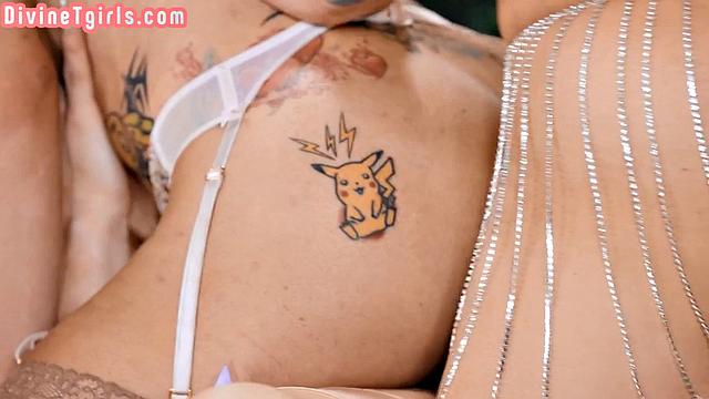 Stunning TS babes pounding each other