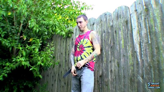 Blinx Jerks Off In the Yard