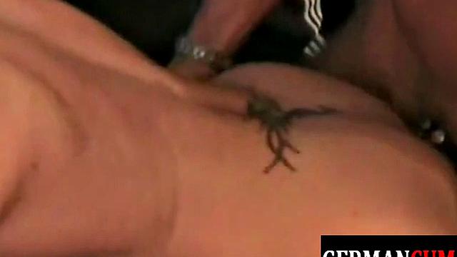 Sturdy Germans sucked while breeding in threeway