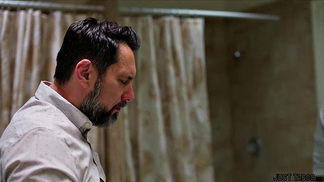 Just let me fuck your big booty!