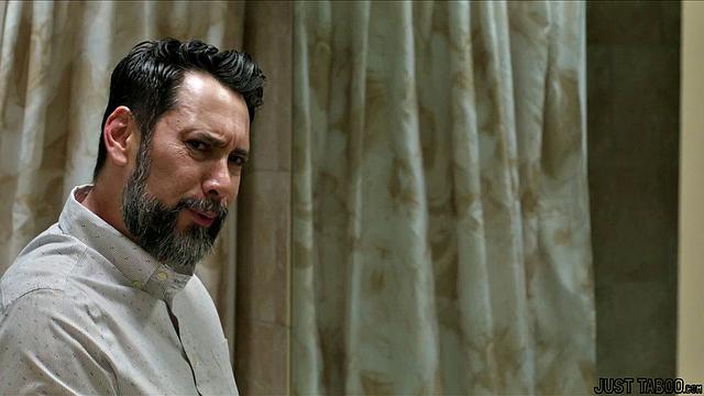 Just let me fuck your big booty!