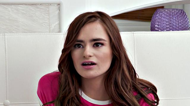 Naughty Teen Reese Robbins Cuckolds Her Boyfriend While Watching