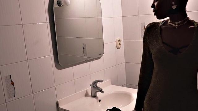 Seductive Ebony babe makes love with BF by fireplace