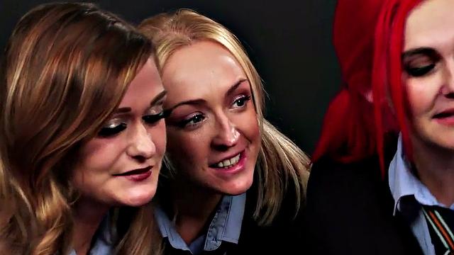 CFNM sluts enjoy seducing naked guy b4 sucking his dick