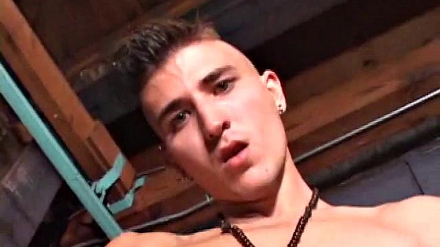Tyler Ridgestone invites us to join him in a wank. With everyone watching, he strips down and starts to stroke his dick. After some serious stroking Tyler drops a big warm cum load from the rafters.