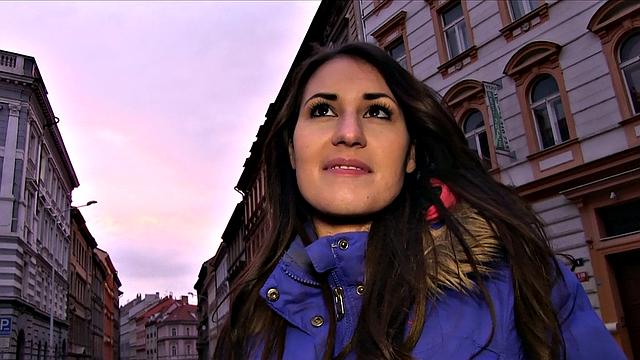 British babe with a tattooed pussy makes sure stranger's dick is up to the challenge in the outdoors