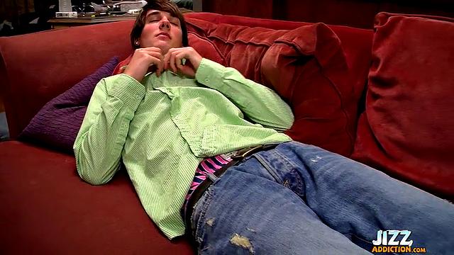 Cute Twink Jizzs With Brady Heinze - Brady Heinze