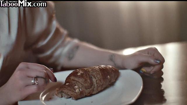 Horny lesbian cuties pussy licking