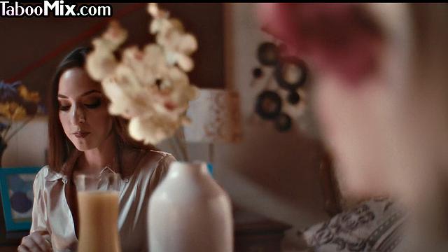 Horny lesbian cuties pussy licking