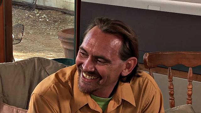 Housewife Lya Pink uses mouth and pussy on cock