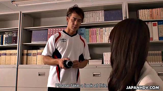 Slim lady gets banged in her new big office