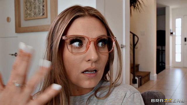 Horny GF Gets a Creampie