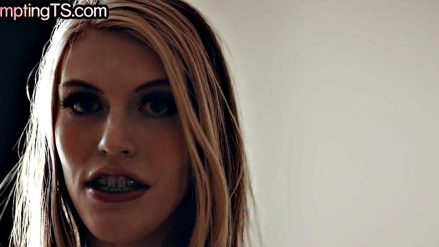 Transsexual lady enjoys anal with shelady BFF