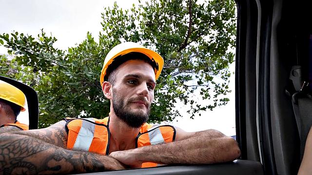 Worker from street fucks gay ass in public outdoor van