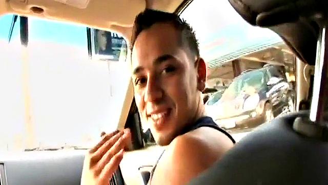 Bukkake babe rides dick