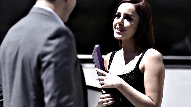 Stepdaughter smashed by perverted stepfather