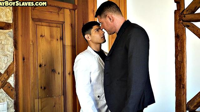 Amateur stud acts like subject for dominant DILF