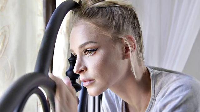 Petite Asian babe sucks cock before getting fucked by her BF