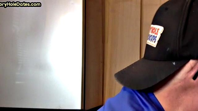 Gloryhole DILF gives homemade closeup POV BJ to his BF