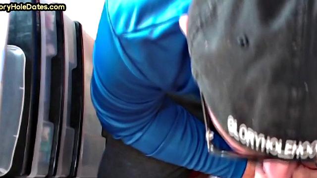 Gloryhole DILF gives homemade closeup POV BJ to his BF