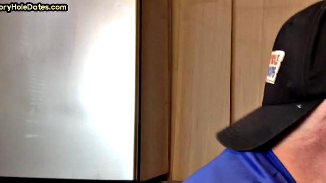 Gloryhole DILF gives homemade closeup POV BJ to his BF