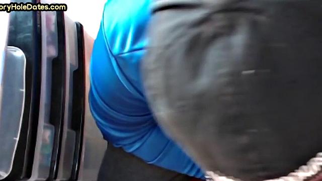 Gloryhole DILF gives homemade closeup POV BJ to his BF