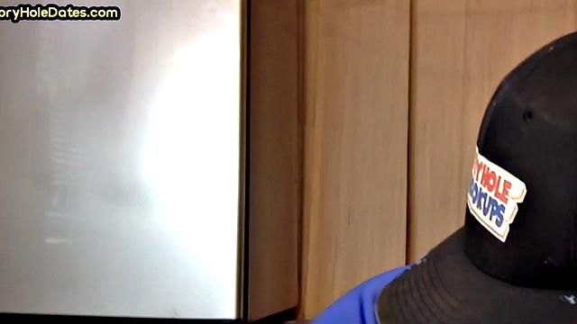 Gloryhole DILF gives homemade closeup POV BJ to his BF