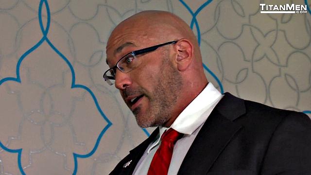 Cauke for FREE: Speaker Ryan Paul gets hit HARD by Jesse Jackman