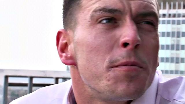 Bottom stud gets pounded in asshole by his handsome BF