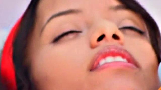 Latina teen masturbates fingering her slit