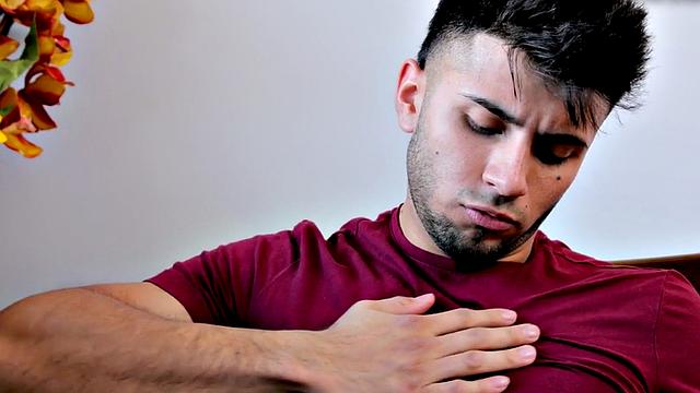 Sturdy college amateur masturbates for cumshot