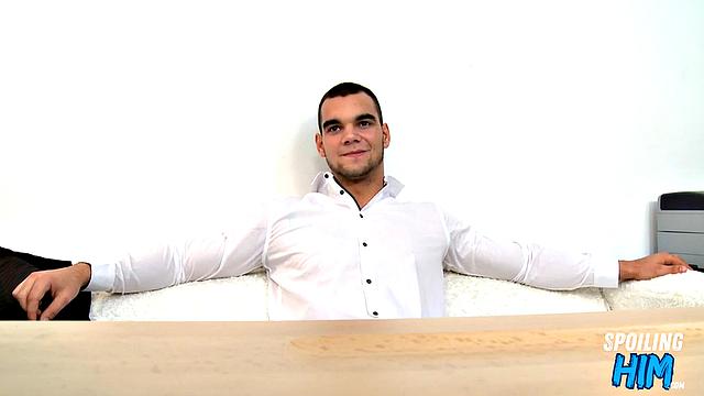 Inked muscle stud cocksucking a lucky guy